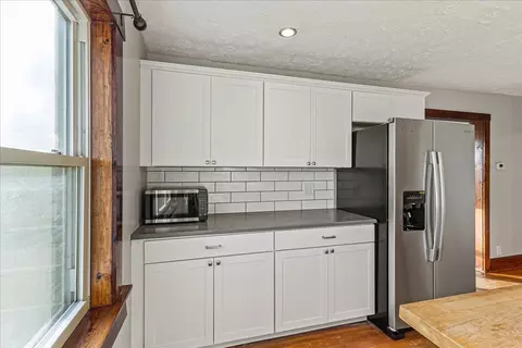 Kitchen - 7288 County Road 62, De Graff, OH 43318 photo 3 of 4
