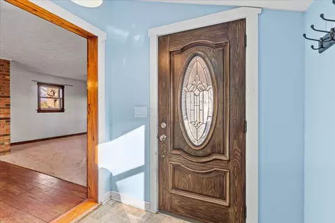 Entry Way - 7288 County Road 62, De Graff, OH 43318 photo 4 of 5