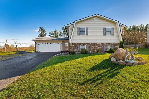 89 Arlington Dr, Chillicothe, OH 45601