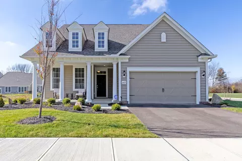 6429 Callaway Sq E, New Albany, OH 43054