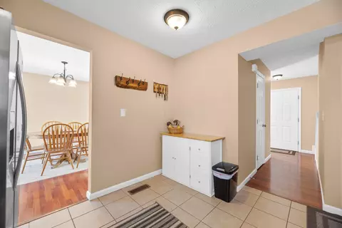 Entry Way - 1710 Boulder Ct, Powell, OH 43065 photo 2 of 4