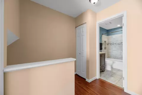 Entry Way - 1710 Boulder Ct, Powell, OH 43065 photo 3 of 4