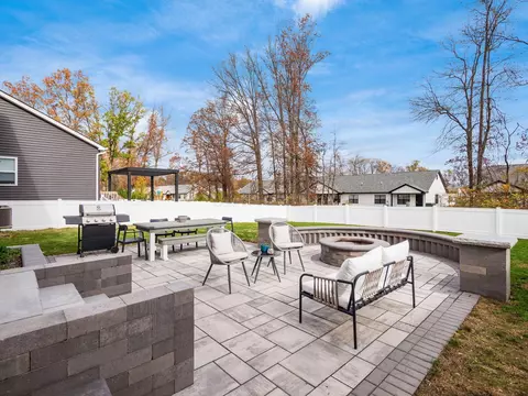 Exterior - 6350 Celeste St, Westerville, OH 43081 photo 2 of 9