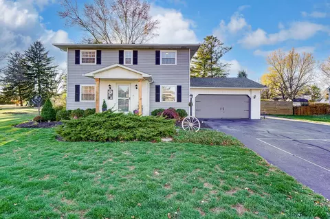 999 Barclay Dr, Galloway, OH 43119