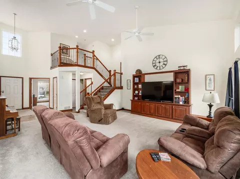 233 Emerald Ice Loop, Delaware, OH 43015 photo 10