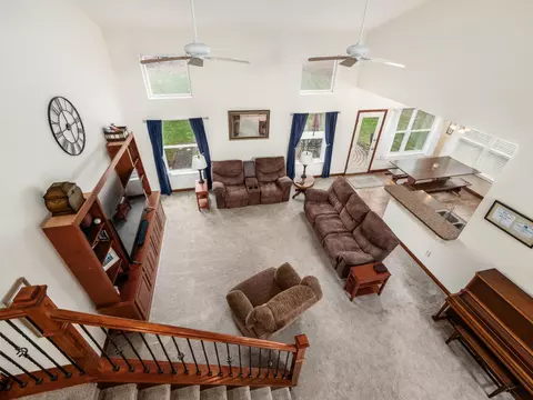 233 Emerald Ice Loop, Delaware, OH 43015 photo 12