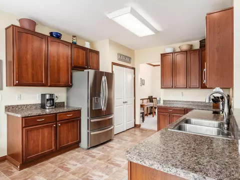 233 Emerald Ice Loop, Delaware, OH 43015 photo 14