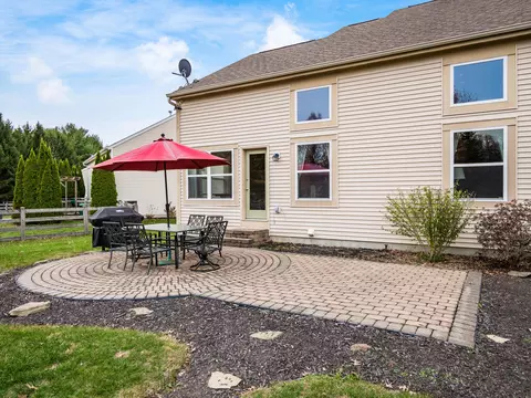 233 Emerald Ice Loop, Delaware, OH 43015 photo 3