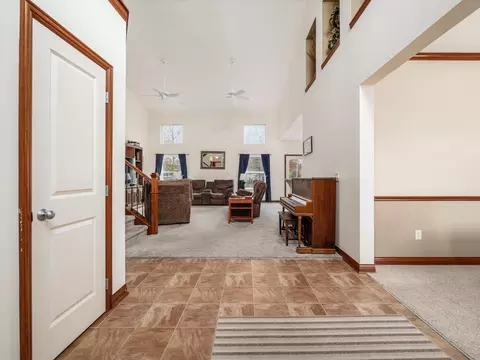 233 Emerald Ice Loop, Delaware, OH 43015 photo 8