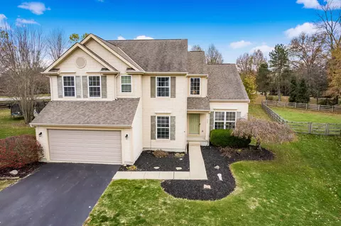 233 Emerald Ice Loop, Delaware, OH 43015 photo 2