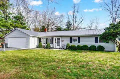 4245 Canyon Rd, Granville, OH 43023
