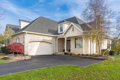 8322 Dolman Dr, Powell, OH 43065