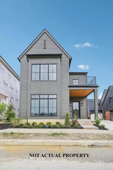 2806 Kobuk Dr, Columbus, OH 43228