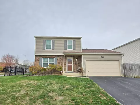 956 Western Run Dr, Columbus, OH 43228