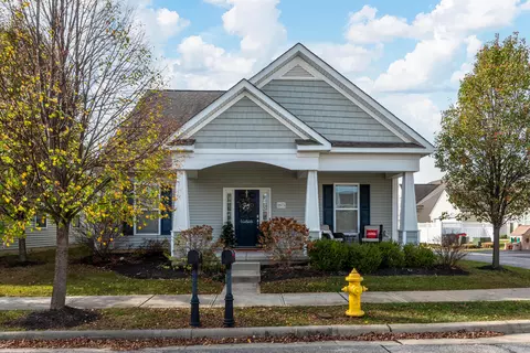 2173 Sawgrass St, Grove City, OH 43123