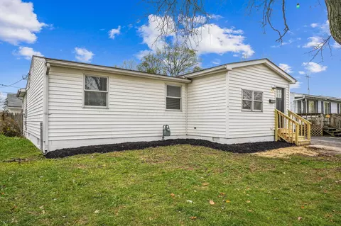 2819 Addison Dr, Grove City, OH 43123