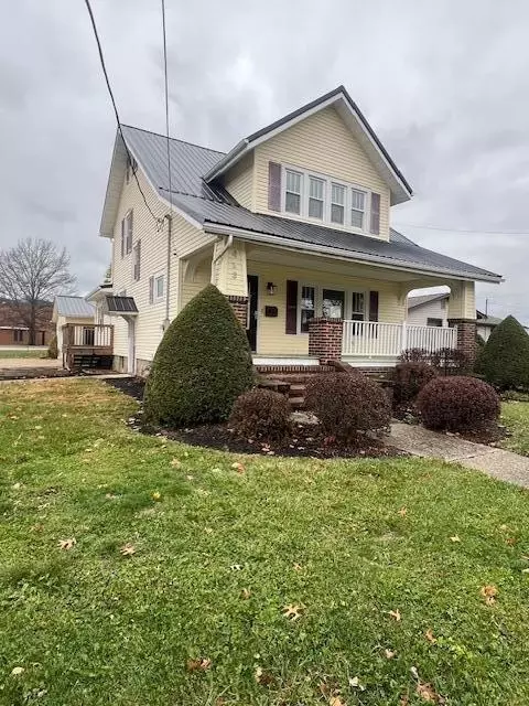 423 N Mt Vernon Ave, Loudonville, OH 44842