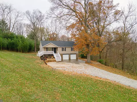 6790 Houck Rd SE, Lancaster, OH 43130