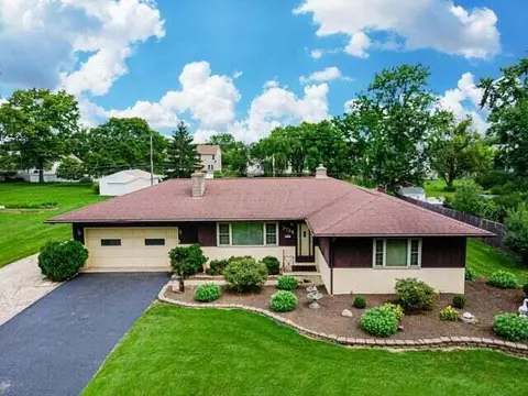 3738 Mayfair Dr, Grove City, OH 43123