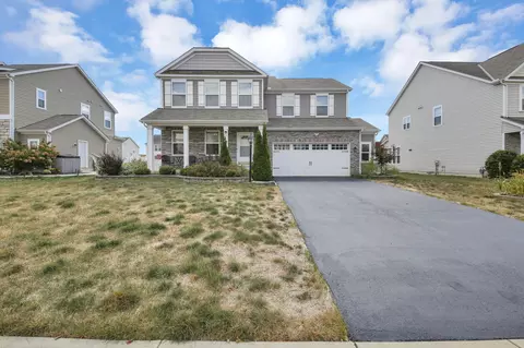 Exterior - 575 Willow Grove Dr, Delaware, OH 43015 photo 2 of 21