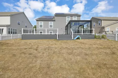 Exterior - 575 Willow Grove Dr, Delaware, OH 43015 photo 15 of 21