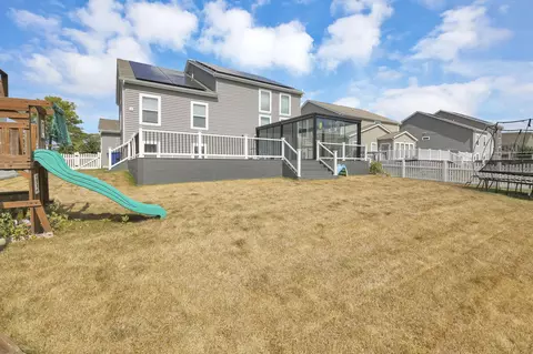 Exterior - 575 Willow Grove Dr, Delaware, OH 43015 photo 16 of 21
