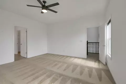 Bedroom - 575 Willow Grove Dr, Delaware, OH 43015 photo 2 of 12