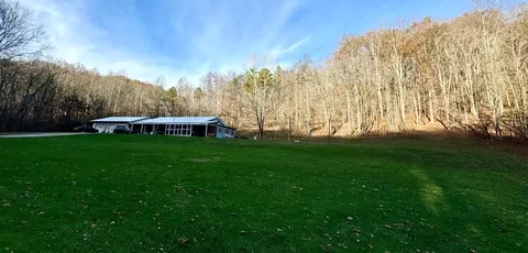 19480 Grin Hollow Rd, Laurelville, OH 43135