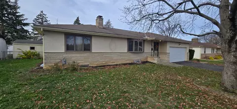 865 Salisbury Rd, Columbus, OH 43204