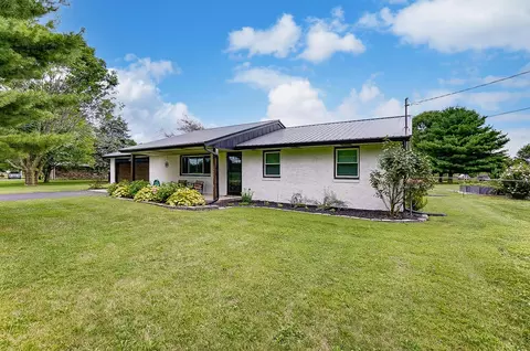 2990 Old Clifton Rd, Springfield, OH 45502 photo 2