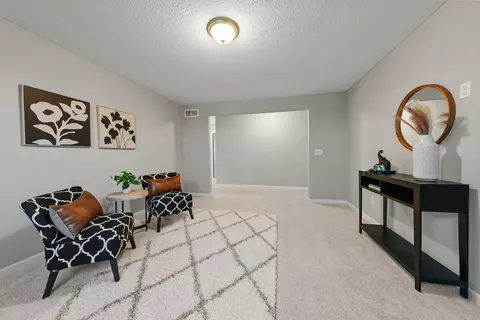 Entry Way - 357 W Wind Rd, Delaware, OH 43015 photo 10 of 14