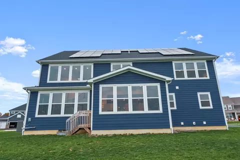 Exterior - 357 W Wind Rd, Delaware, OH 43015 photo 4 of 9