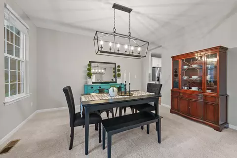 Dining - 357 W Wind Rd, Delaware, OH 43015 photo 2 of 3