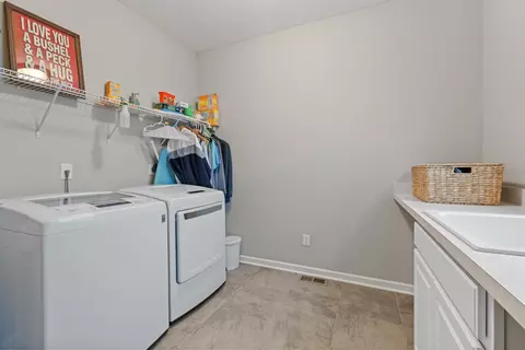 Other - 357 W Wind Rd, Delaware, OH 43015 photo 6 of 20