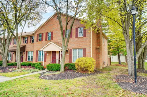 7971 Boothbay Ct #17, Powell, OH 43065