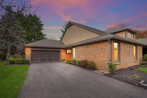 3899 Inverness Cir, Dublin, OH 43016