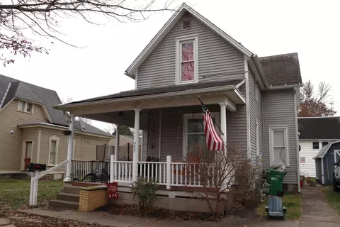 930 W High St, Mount Vernon, OH 43050