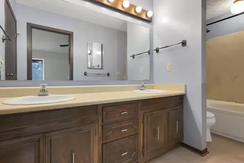 5137 Ormanton Dr, Columbus, OH 43230 photo 17