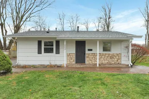 203 Meadow Ln, Johnstown, OH 43031