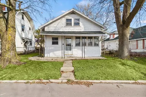 109 Sunset Ave, Russells Point, OH 43348
