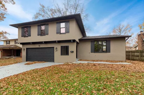 1801 White Pine Ct, Columbus, OH 43229