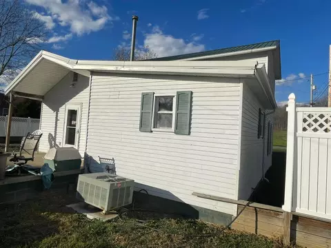 15918 Main St, Millfield, OH 45761 photo 7