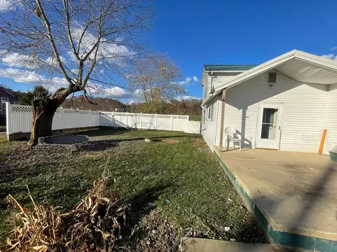 15918 Main St, Millfield, OH 45761 photo 5