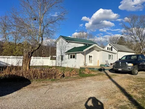 15918 Main St, Millfield, OH 45761 photo 3