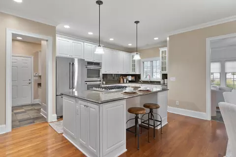Kitchen - 6988 Ballantrae Loop, Dublin, OH 43016 photo 2 of 4