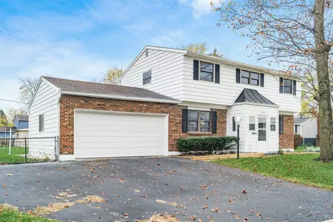 3020 Upton Rd E, Columbus, OH 43232 photo 2