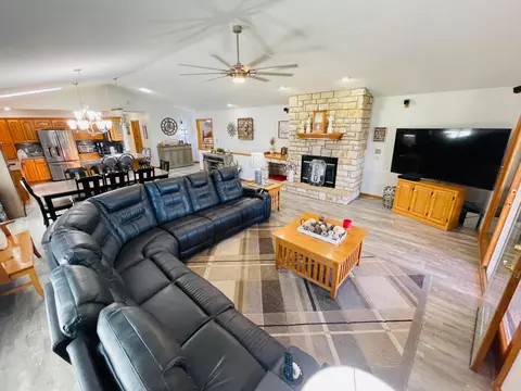 383 Baldwin Dr, Howard, OH 43028 photo 5