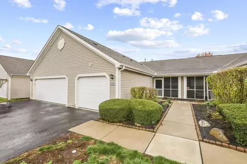 669 Kildow Ct, Ashville, OH 43103