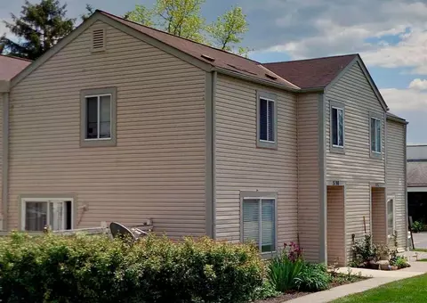5198 Dierker Rd #B, Columbus, OH 43220