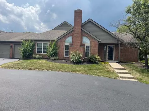 2400 Huntmaster Ln, Grove City, OH 43123